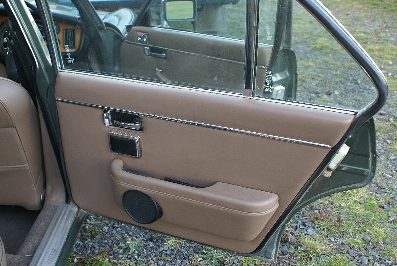 XJ6 Jaguar SIII Perfect Original Leather trim 4.JPG